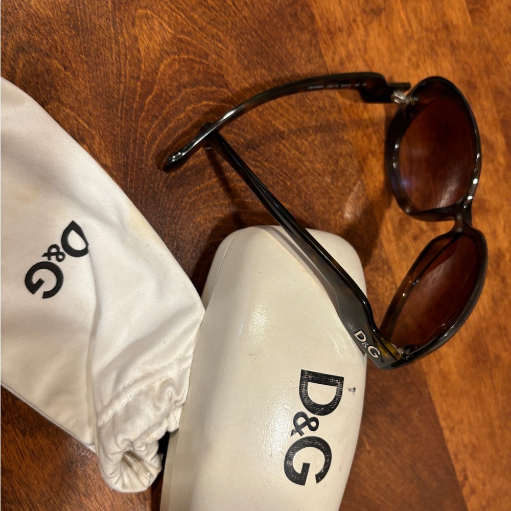 D&G Tortoiseshell Y2K Vintage Sunglasses oversized 90’s